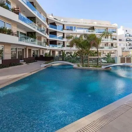 Modern 3 Bedroom In Swieqi,malta * Tal-Franciz