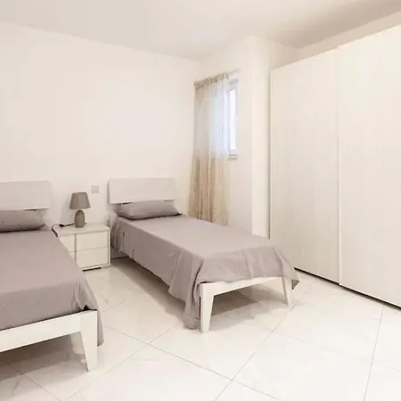 Lägenhet Modern 3 Bedroom In Swieqi,malta Tal-Franciz