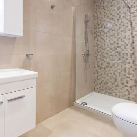 Modern 3 Bedroom In Swieqi,malta *