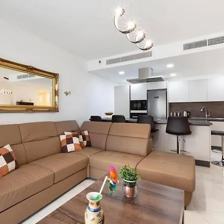 Apartment Modern 3 Bedroom In Swieqi,malta